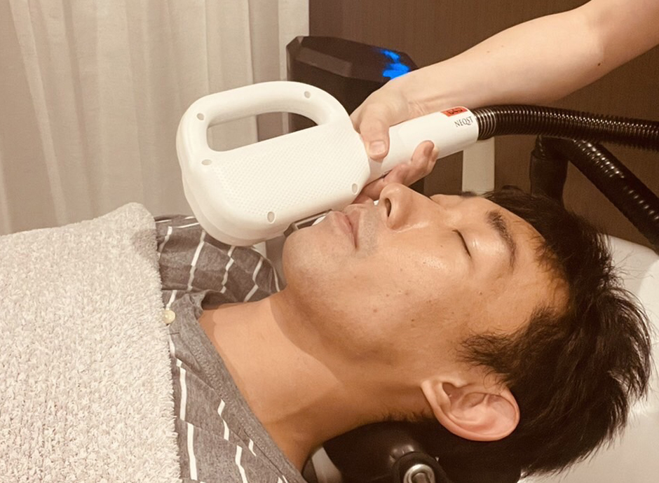 ヘッドスパ×顔ヒゲ脱毛！60分